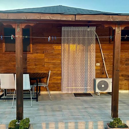 Guest House Dea Vlore Exterior photo